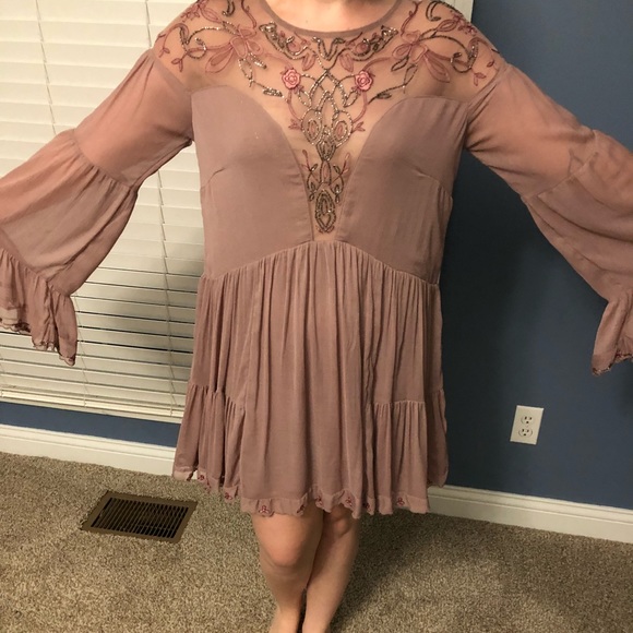 Gently worn! One of my favorites - Picture 2 of 3